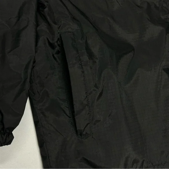 Vintage Disney Winnie the Pooh Adult Windbreaker Rain Jacket Sz M Hood Zip Y2k - Picture 5 of 15